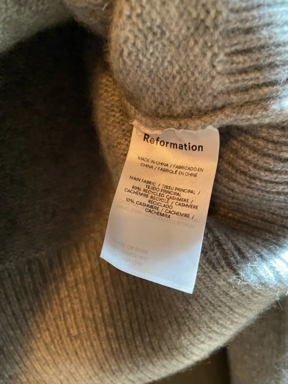 Reformation Garrett Cashmere Cropped Turtleneck Sweater - Picture 15 of 15
